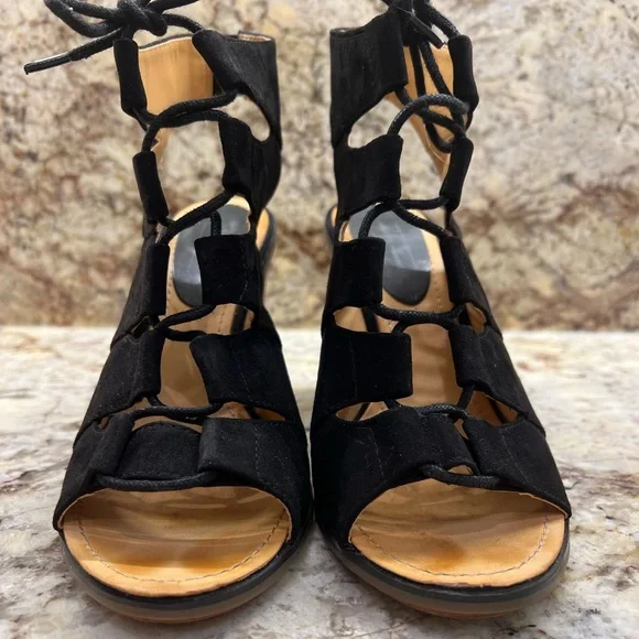 Melrose and Market • Black Suede Tie Up Wedges Size 9 - Picture 3 of 9